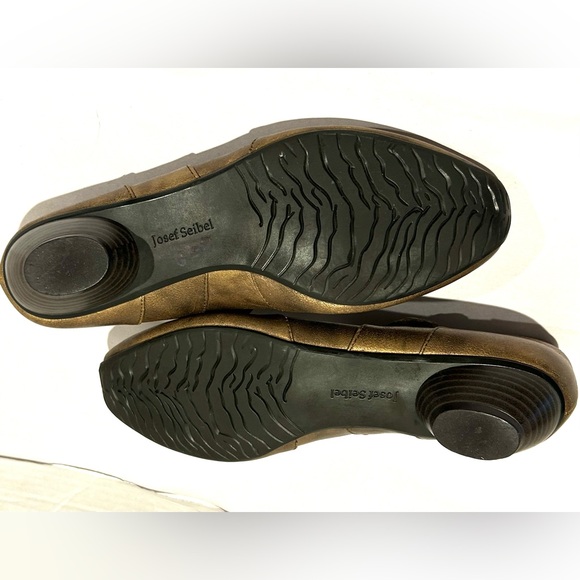 Josef Seibel Golden Brown Leather Mary Janes - Picture 9 of 12